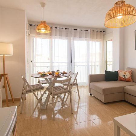 Avenida Principal Cerca De La Playa Con Aire Acondicionado Y Wifi - By Aloha Palma Lejlighed Águilas Eksteriør billede
