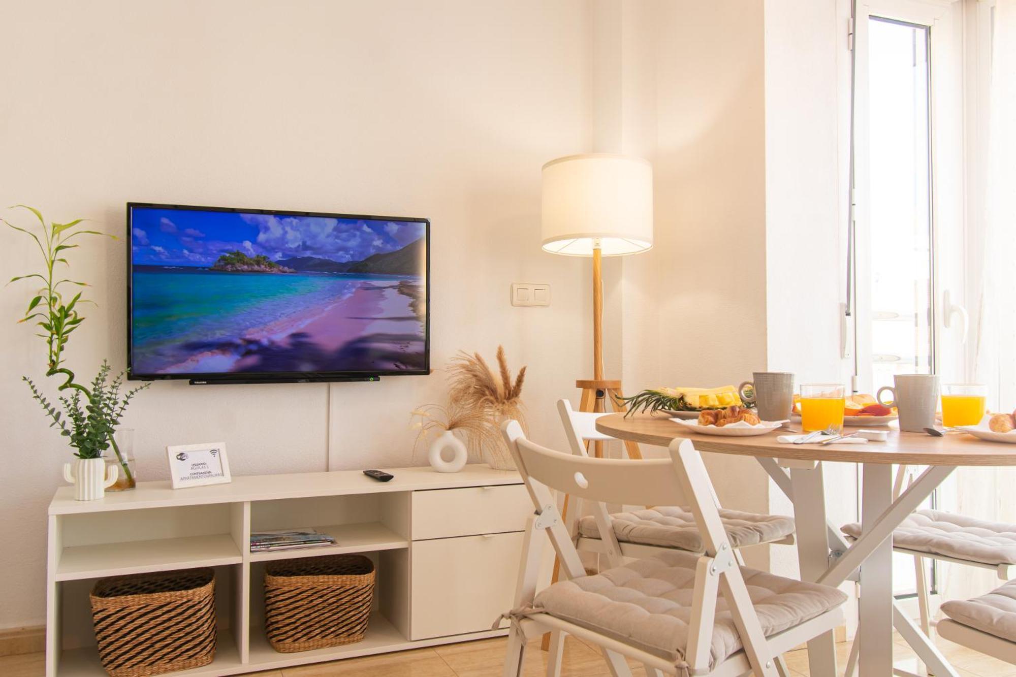 Avenida Principal Cerca De La Playa Con Aire Acondicionado Y Wifi - By Aloha Palma Lejlighed Águilas Eksteriør billede